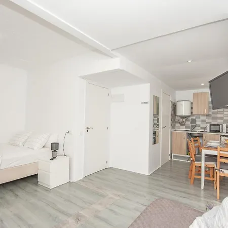 Apartment Du Soleil